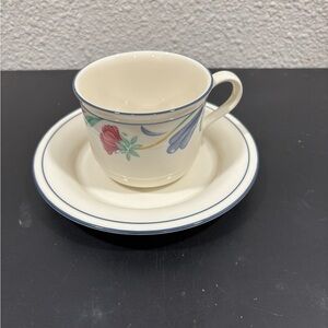 Lenox Chinastone Poppies on Blue Cup and Saucer with Floral Accents 2 Sets OS